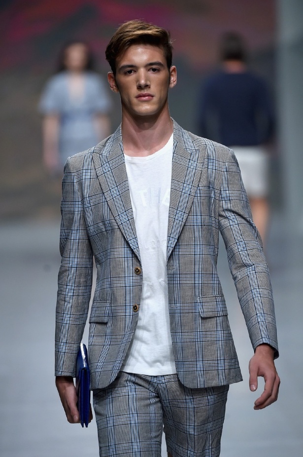 مجموعة The Emperor 1688