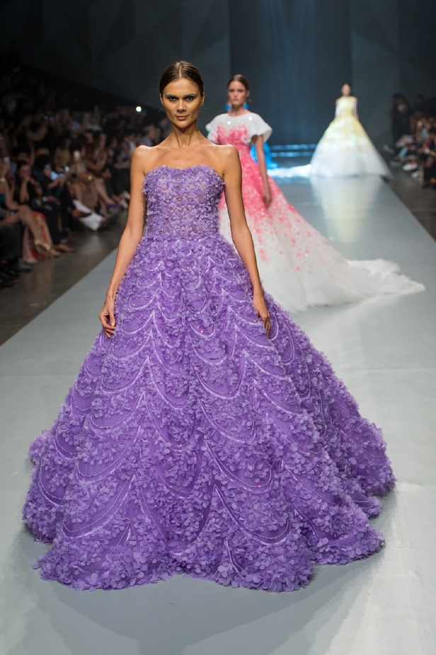 مجموعة Michael Cinco