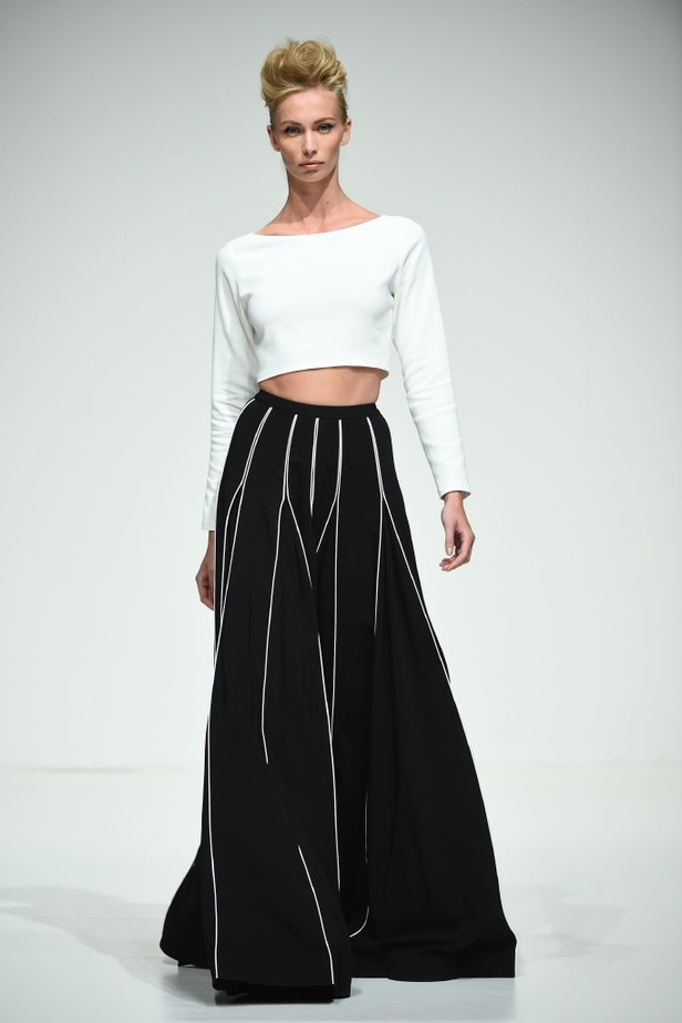 البساطة الراقية العنوان الأبرز "عائشة رمضان"