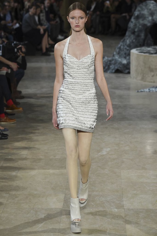 مجموعة Iris Van Herpen لربيع و صيف 2016