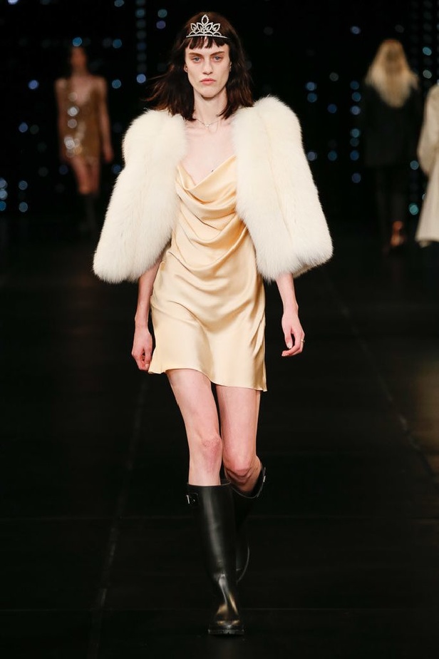 مجموعة Saint Laurent لربيع و صيف 2016