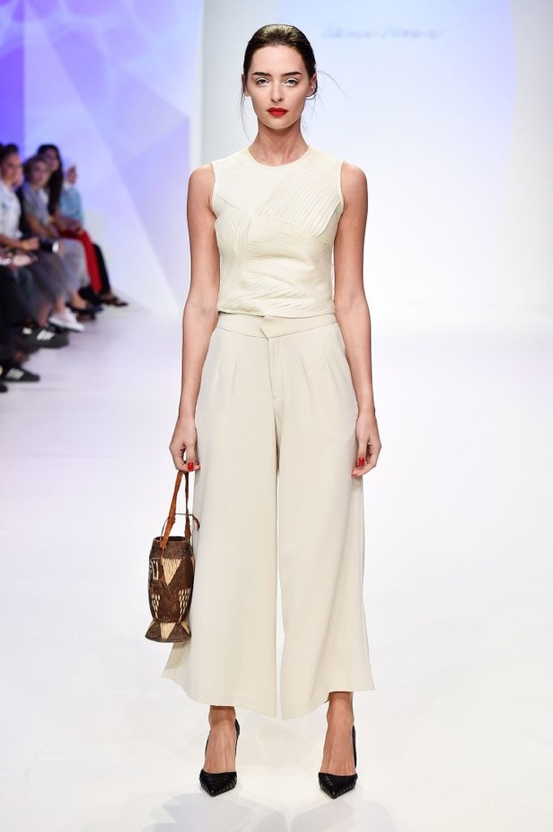 عرض ازياء Fatema Fardan لربيع و صيف 2016