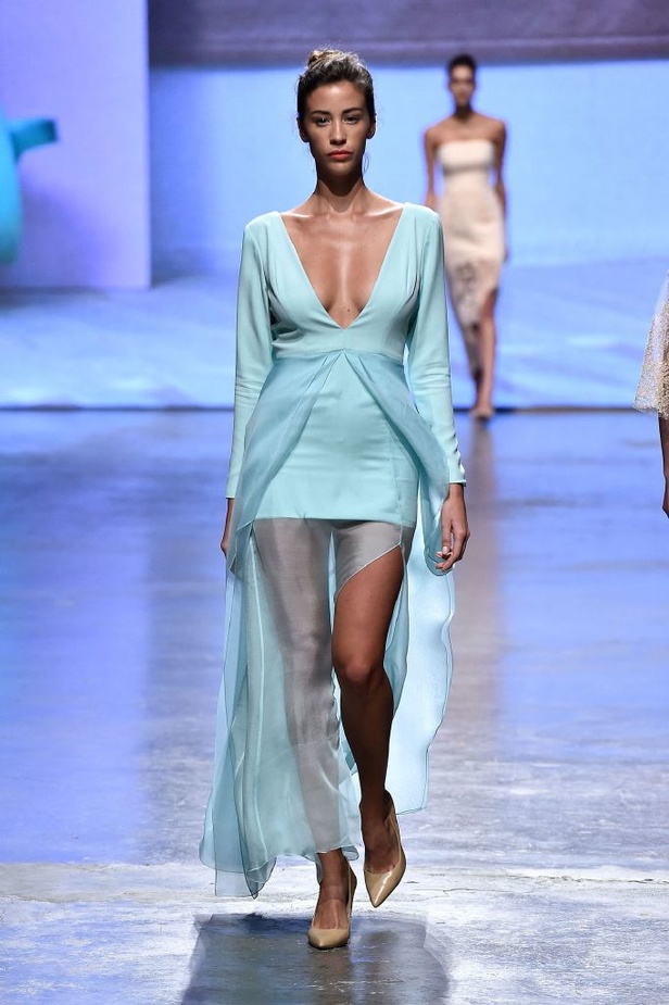 عرض ازياء MADIYAH AL SHARQI لربيع و صيف 2016