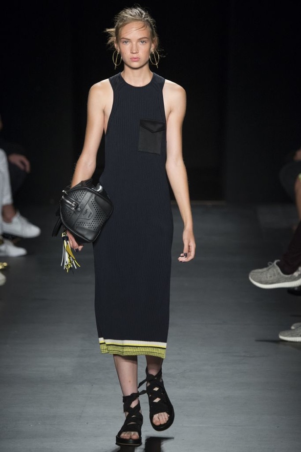 أناقة رياضية وعصرية في عرض Rag & Bone