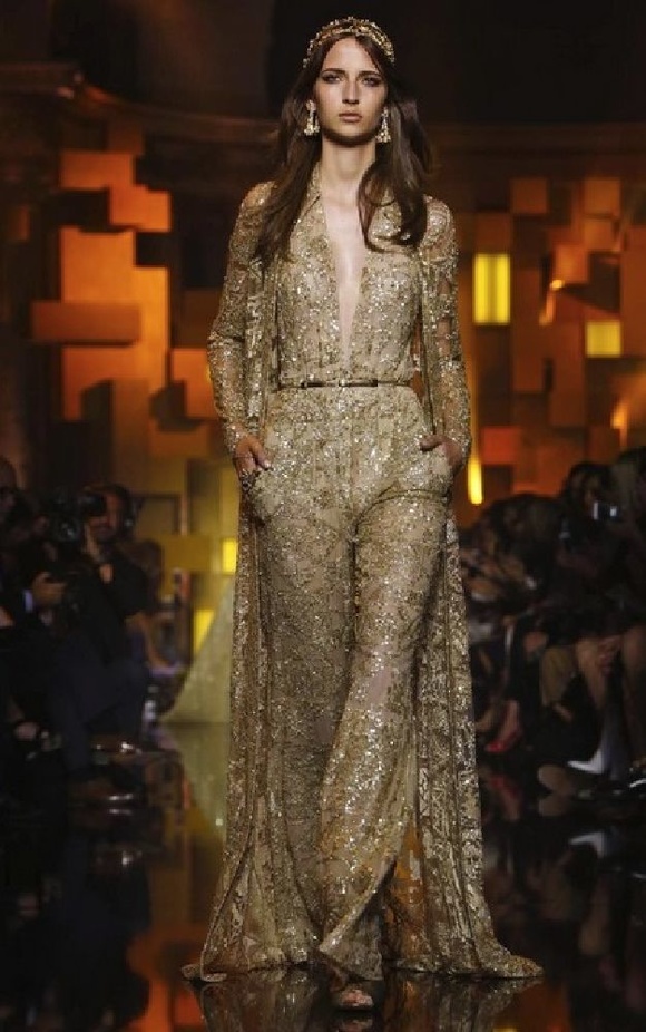 Elie Saab يُهدي زوجته مجموعة من الذهب!