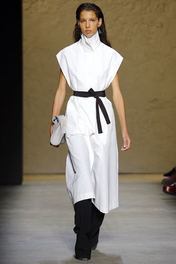 عصرية وحداثة وكمال في عرض Narciso Rodriguez 