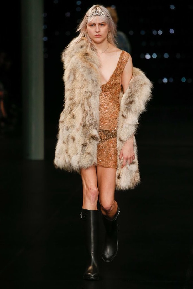 مجموعة Saint Laurent لربيع و صيف 2016