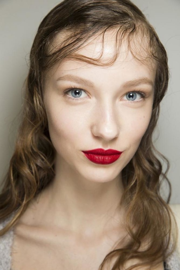 عرض برادا لخريف وشتاء 2016-2017