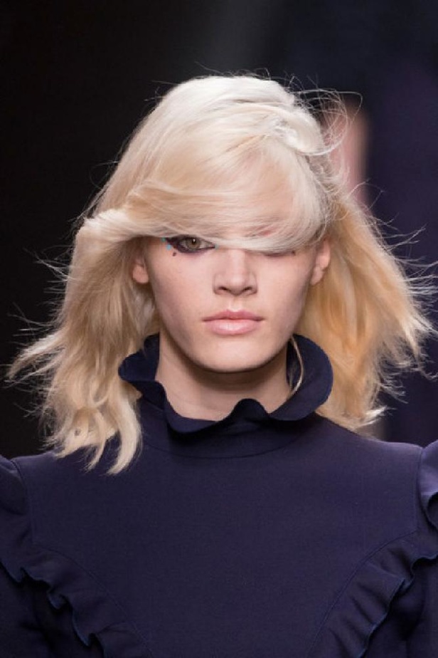 عرض أزياء فندي لخريف وشتاء ٢٠١٦ و ٢٠١٧