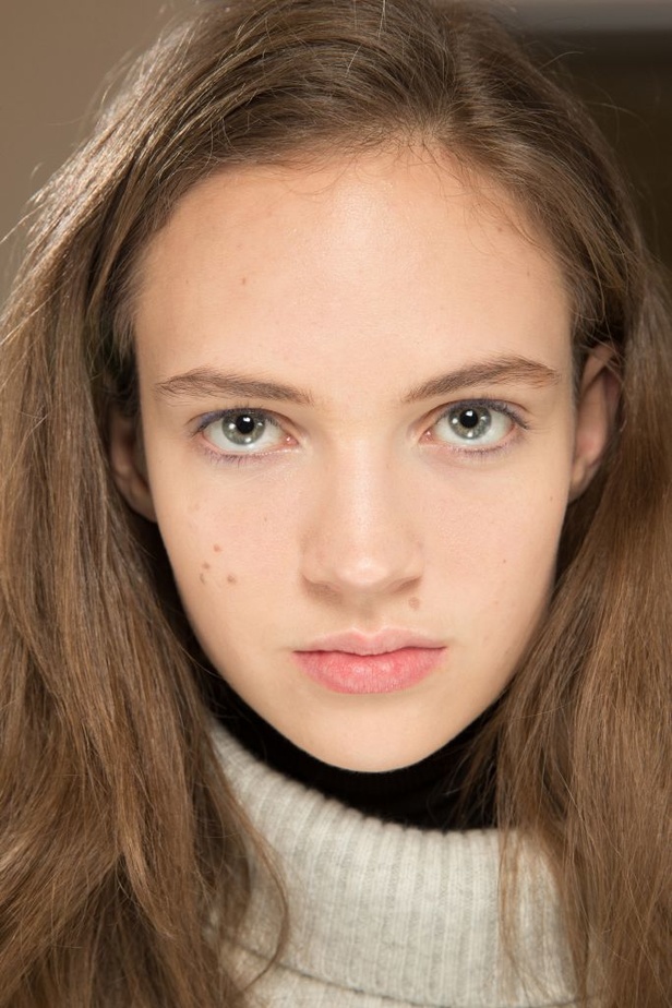 عرض Altuzarra للألبسة الجاهزة خريف شتاء 2016