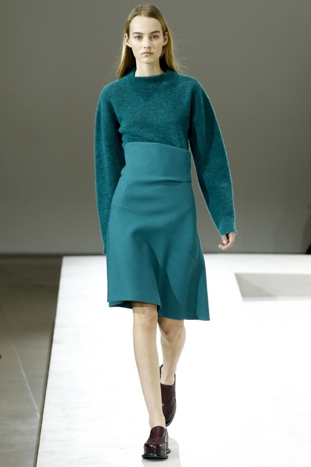 Jil Sander: هدوء الألوان وبساطة الأسلوب