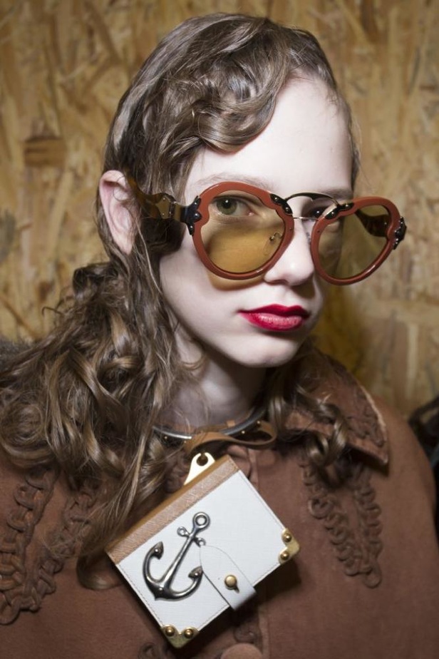 عرض برادا لخريف وشتاء 2016-2017