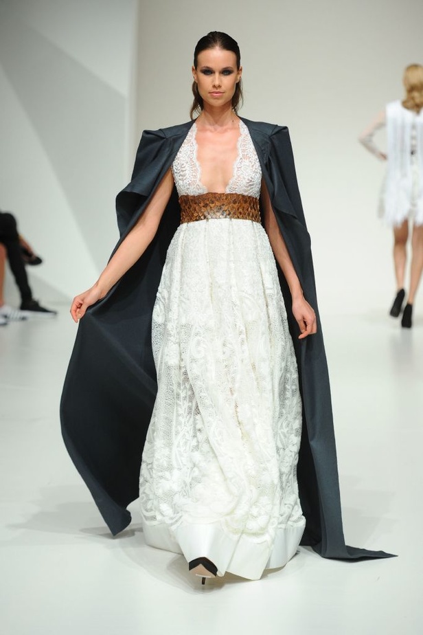 أناقة ورقي في مجموعة Hussein Bazaza 