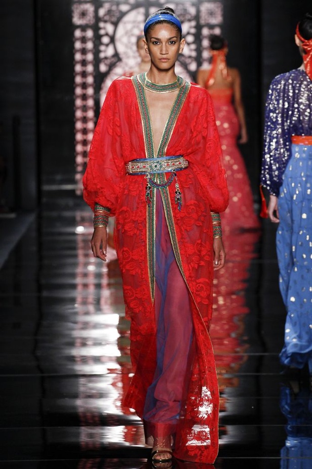 Reem Acra تُهدي مجموعتها إلى لبنان! 