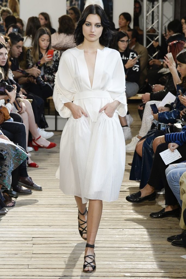 مجموعة Maison Rabih Kayrouz لربيع و صيف 2016