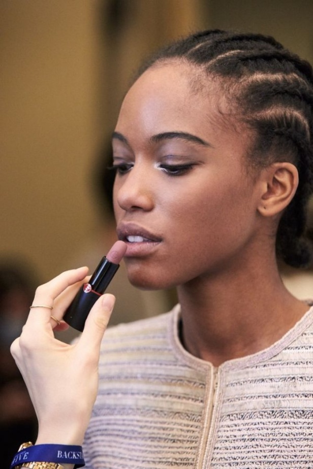 مجموعة جيورجيو ارماني للهوت كوتور لربيع وصيف 2021 