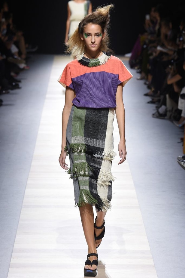 مجموعة Issey Miyake لربيع و صيف 2016