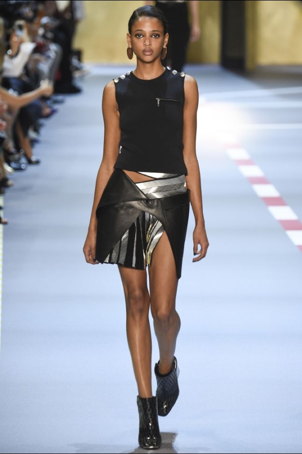 مجموعة Mugler لربيع و صيف 2016