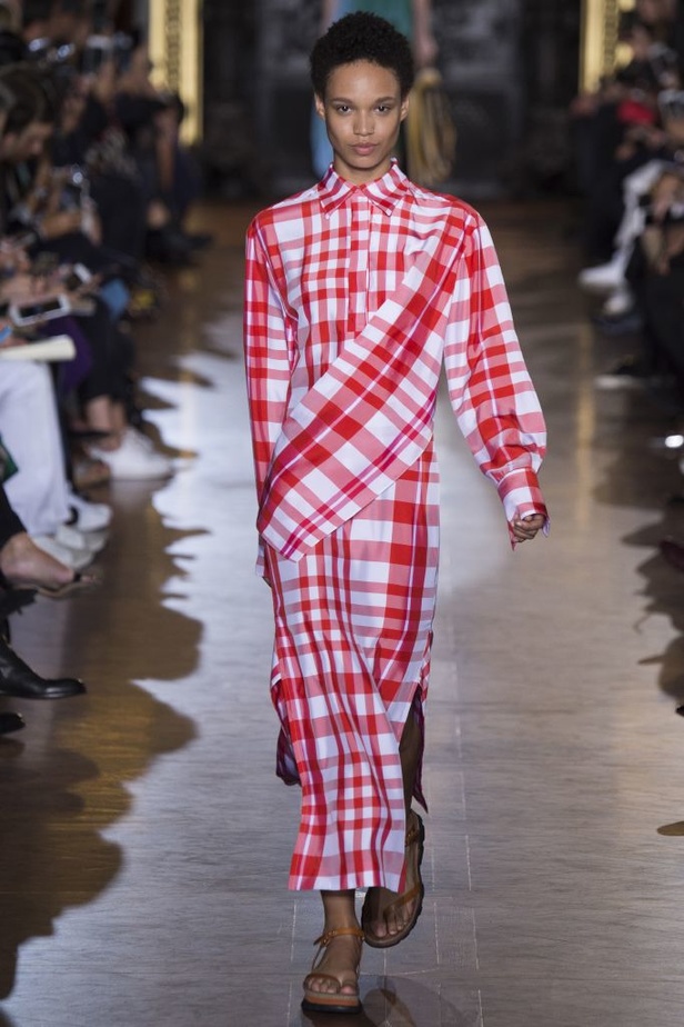 مجموعة Stella Mccartney لربيع و صيف 2016