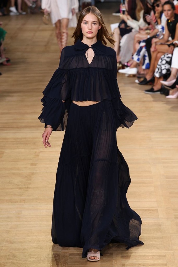 Chloé : مجموعة رومنسية تأسر القلوب