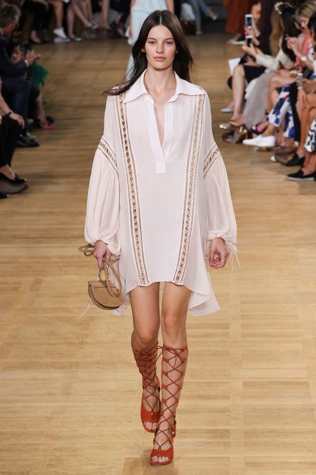 Chloé : مجموعة رومنسية تأسر القلوب