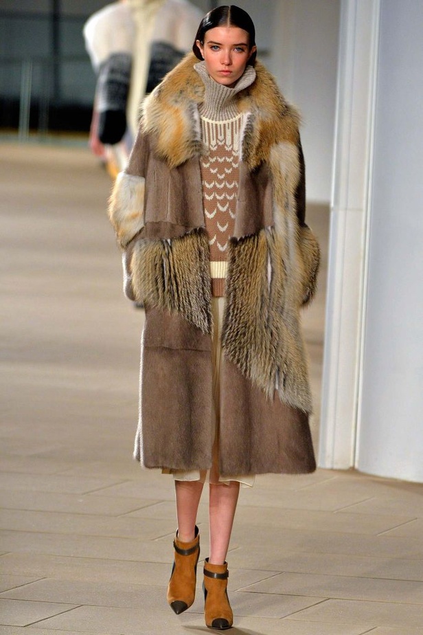 Prabal Gurung ...يجمع بين الدفء والأنوثة