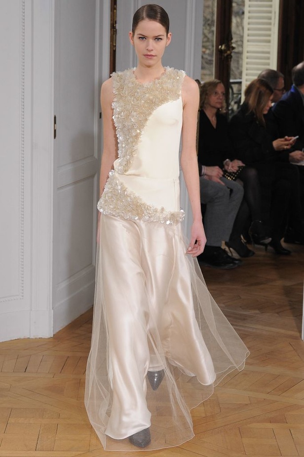 مجموعة بشرى جرار ربيع وصيف 2015 بين الكلاسيكية والعصرية