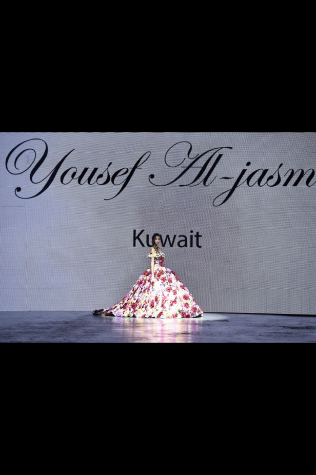 عرض ازياء Yousef El Jasmi لربيع و صيف 2016 
