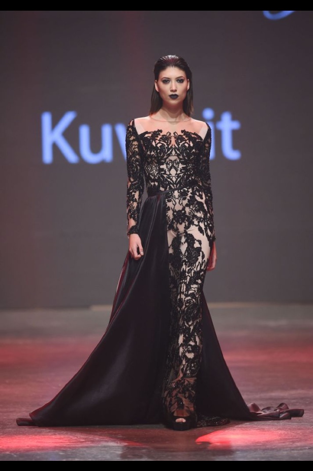 عرض ازياء Yousef El Jasmi لربيع و صيف 2016 