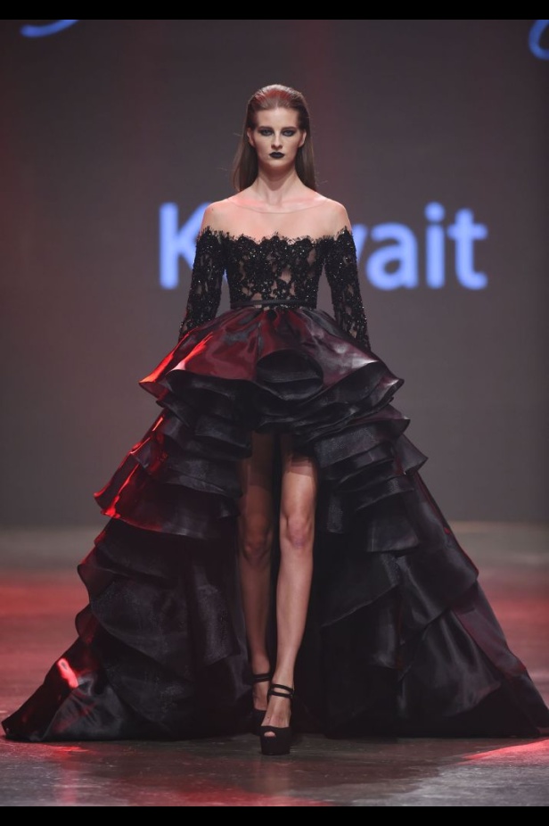 عرض ازياء Yousef El Jasmi لربيع و صيف 2016 