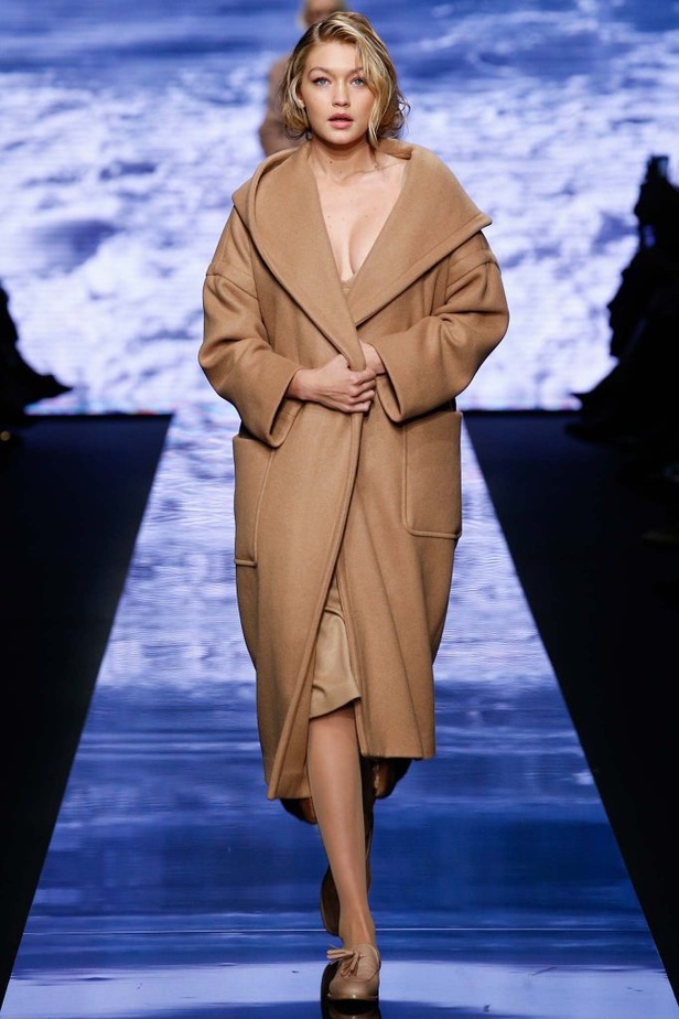 Max Mara سيدة الأناقة الكلاسيكية