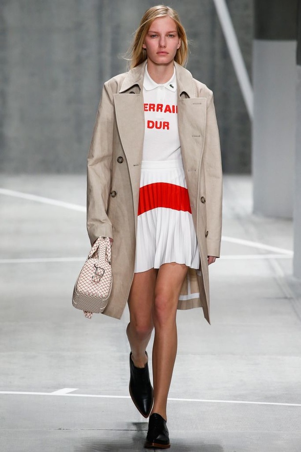 كلاسيكية رياضية معاصرة  في خريف "Lacoste"