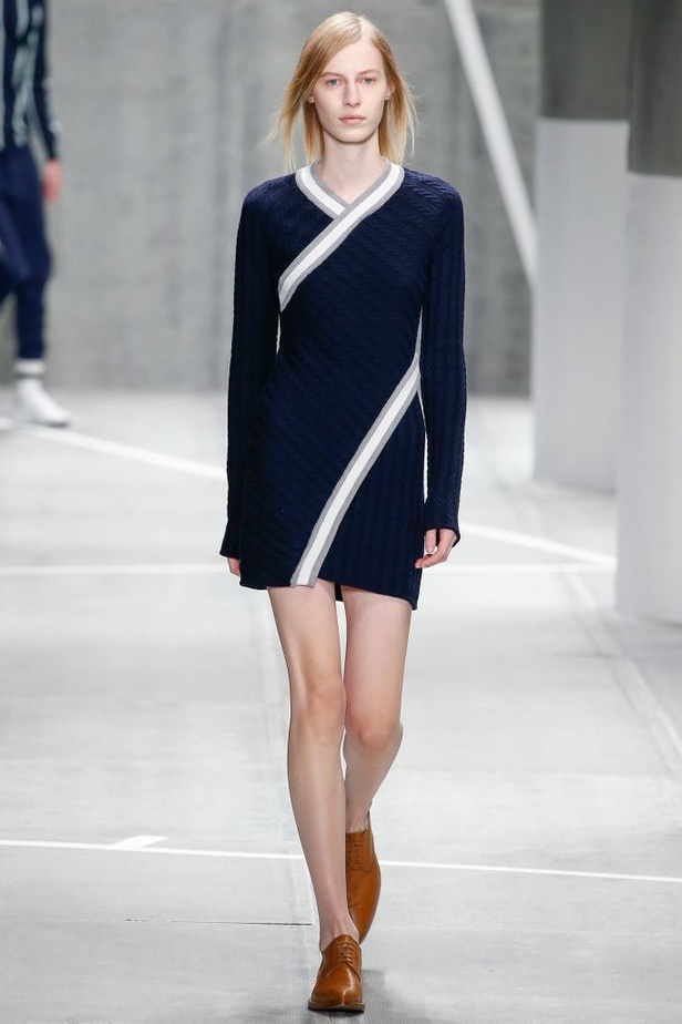 كلاسيكية رياضية معاصرة  في خريف "Lacoste"