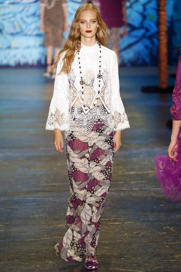 مجموعة Anna Sui لربيع و صيف 2016