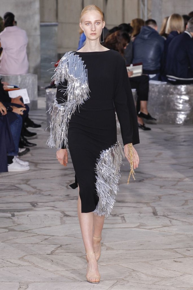 مجموعة Loewe لربيع و صيف 2016