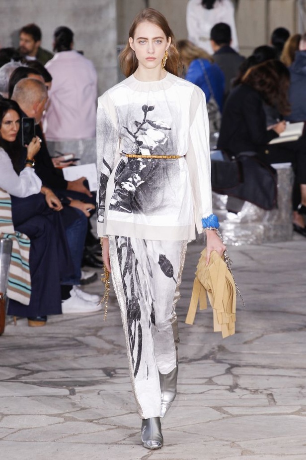 مجموعة Loewe لربيع و صيف 2016