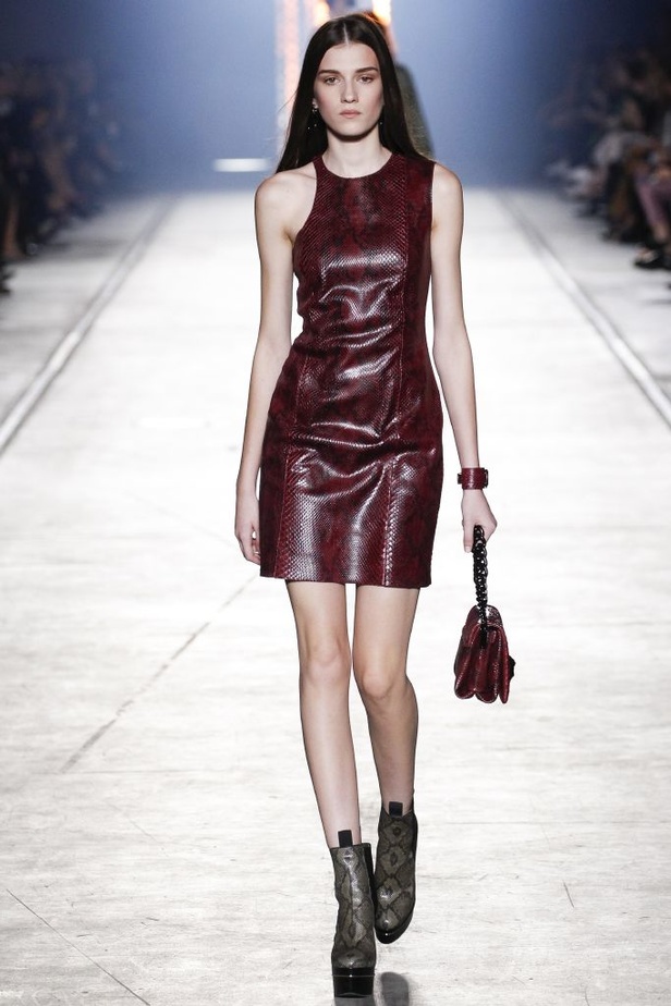 مجموعة Versace لربيع و صيف 2016