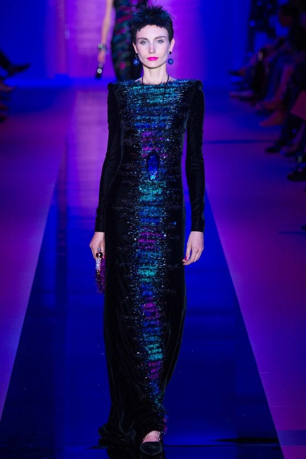 Armani Privé: شتاء صاخب و لامع !