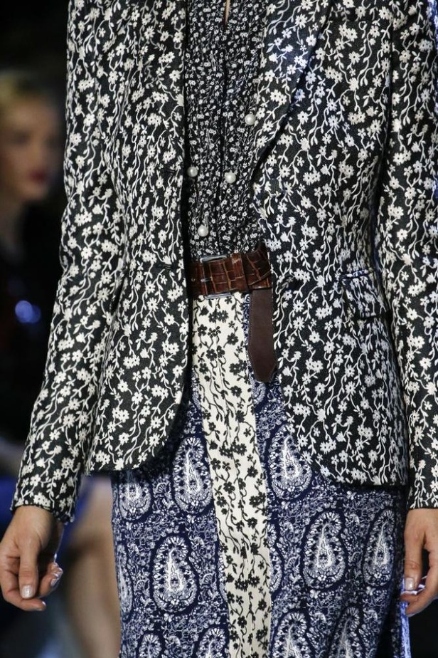 عرض Altuzarra للألبسة الجاهزة خريف شتاء 2016