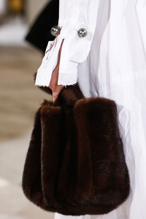 مجموعة Loewe لخريف وشتاء 2016-2017