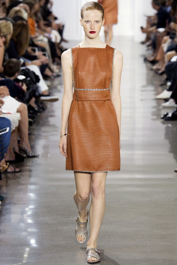 أنوثة وعصرية مبهرة في عرض ناجح لـJason Wu