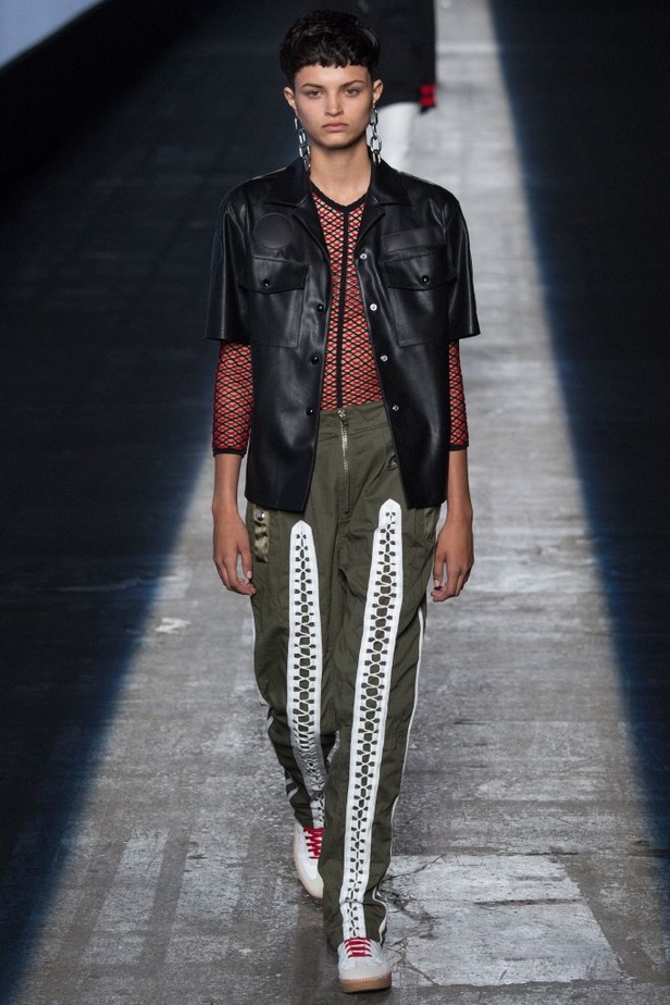 مجموعة متفردة لـAlexander Wang في جو مليء بالنجوم