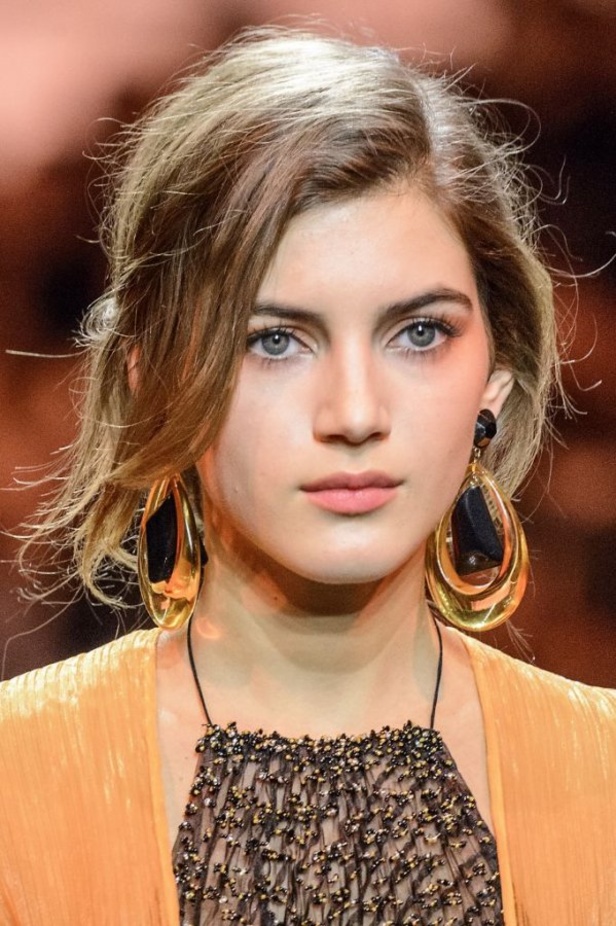 مجموعة أرماني بريفيه للأزياء الراقية لربيع و صيف 2017