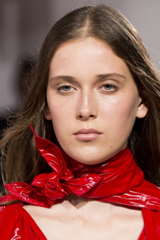  ازياء كالفن كلاين في أسبوع الموضة النيوركى للصيف