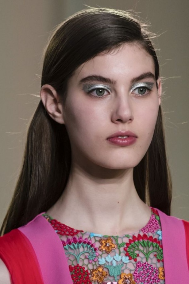 عرض ازياء ديلبوزو لموسم خريف وشتاء 2018