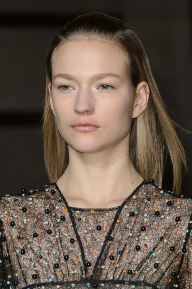 مجموعة EMILIA WICKSTEAD لموسم خريف وشتاء 2017