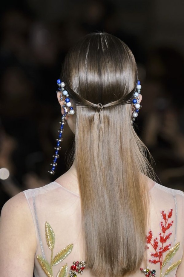 مجموعة جورج حبيقة للأزياء الفاخرة لربيع وصيف 2017  !