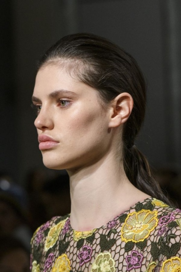 عرض ملكي لمجموعة جيامباتيستا فالي لربيع وصيف 2017