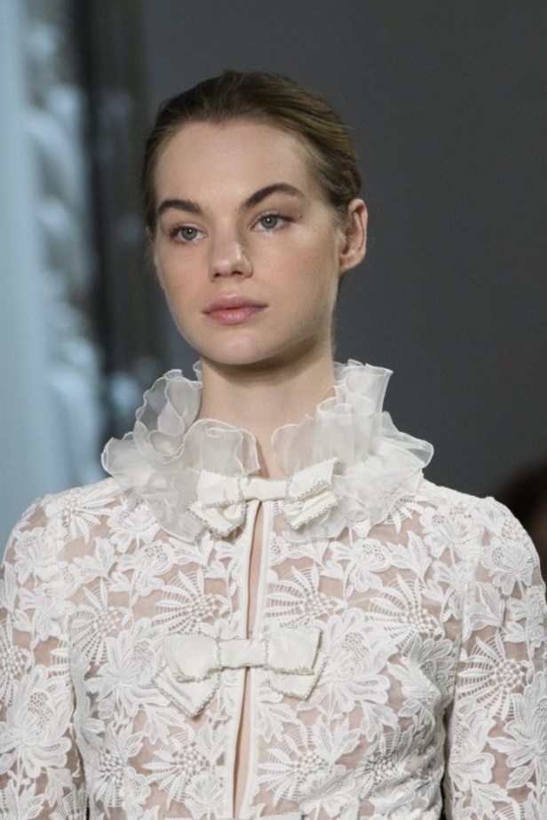 عرض ملكي لمجموعة جيامباتيستا فالي لربيع وصيف 2017