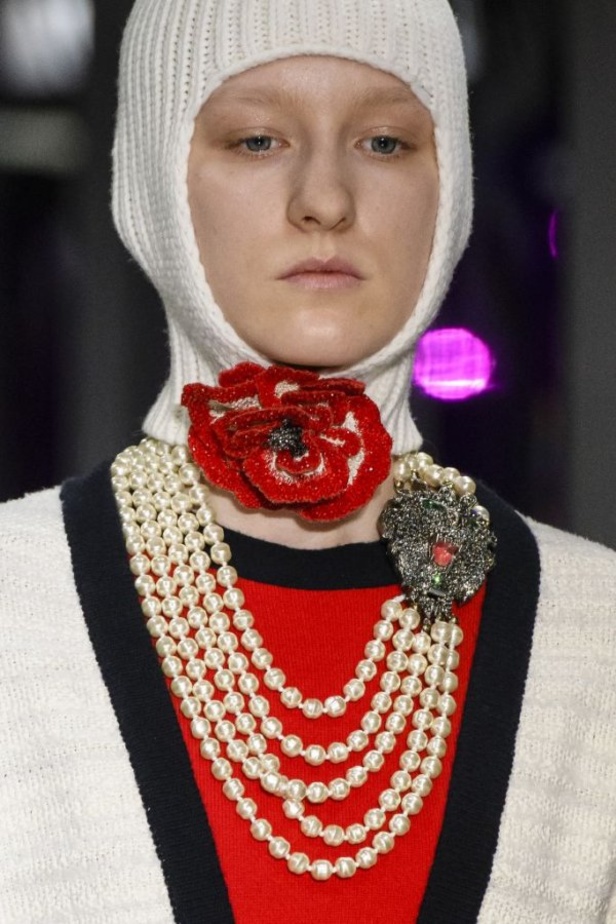 الازياء المشجرة بالوان مبهجة احدث موضة من دار غوتشي في شتاء 2018